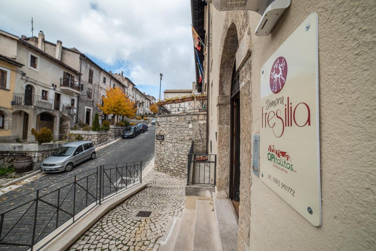 Dimora Fresilia Casa Vacanze Опи Экстерьер фото