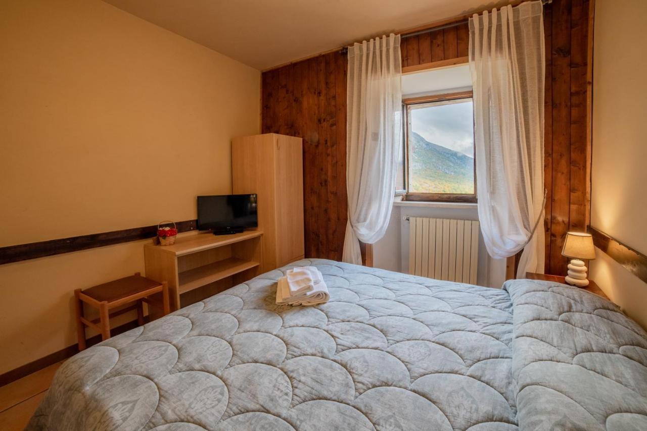 Dimora Fresilia Casa Vacanze Опи Экстерьер фото
